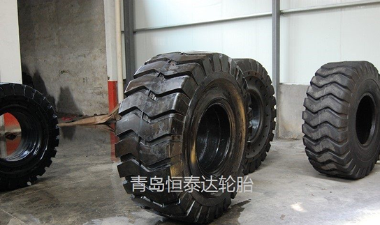 工程輪胎